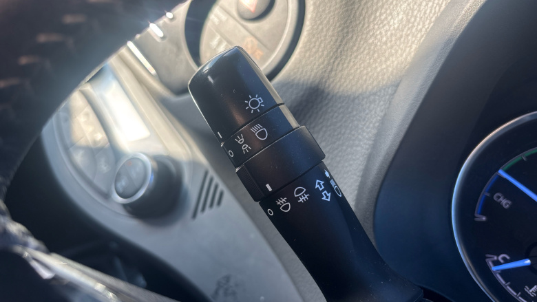 Toyota Yaris 1.5 Hybrid Icon 5dr CVT Hybrid Hatchback